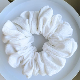 Biała maxi scrunchies z lnu