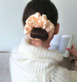 Mini scrunchies z grubszą gumką Konstancja