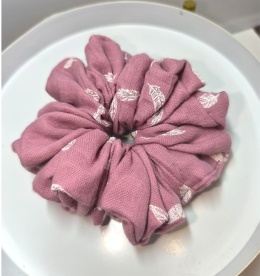 Flora scrunchies z muślinu