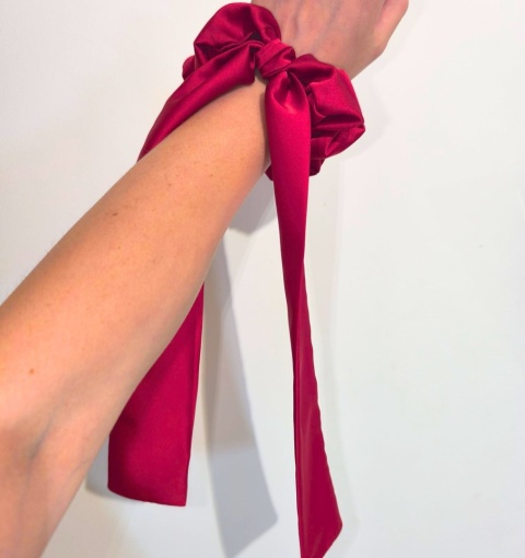 Scrunchies ze wstążką 10% jedwab czerwień Scrunchies ze wstążką 10% jedwab czerwień