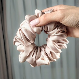 Medium scrunchies Stokrotka